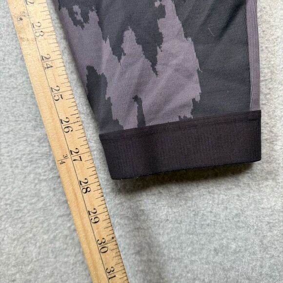 Lululemon Robert Geller Mens Size 30 Take the Moment Jogger Pants Black Gray - Picture 4 of 7